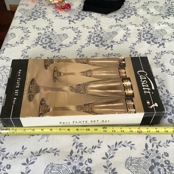 Wine glasses - Picture 1 of 8